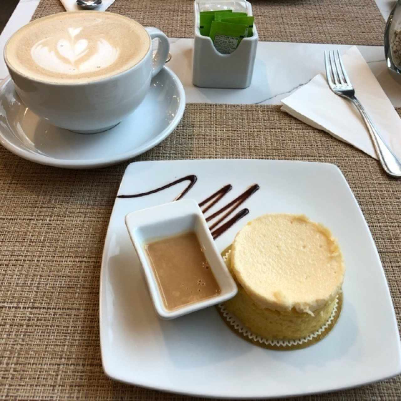 pastel de queso y elote