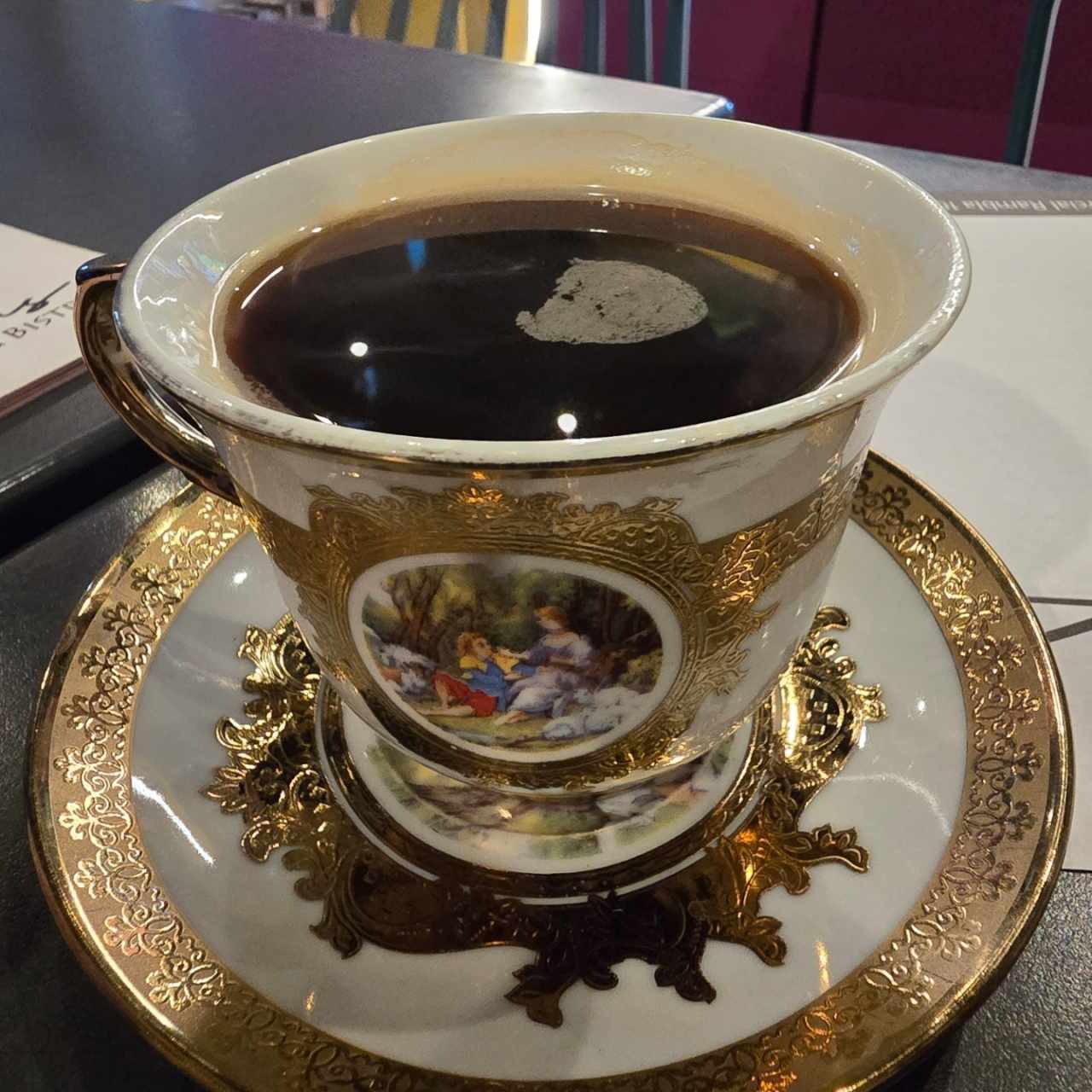 café