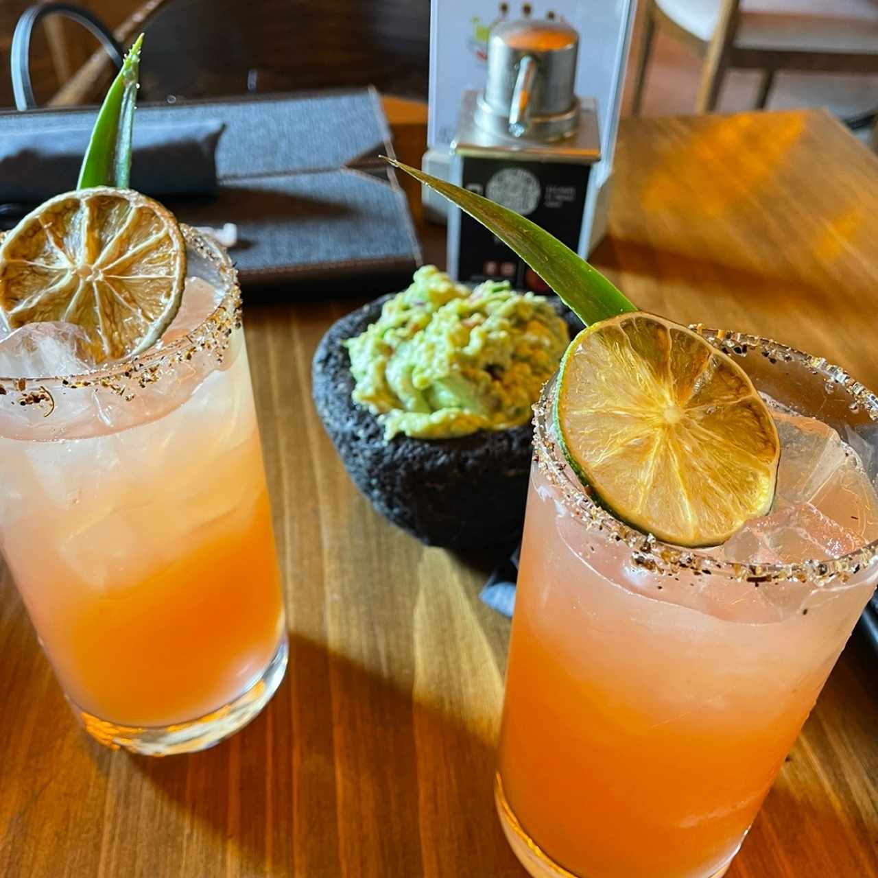 palomas con tequila El Patrón
