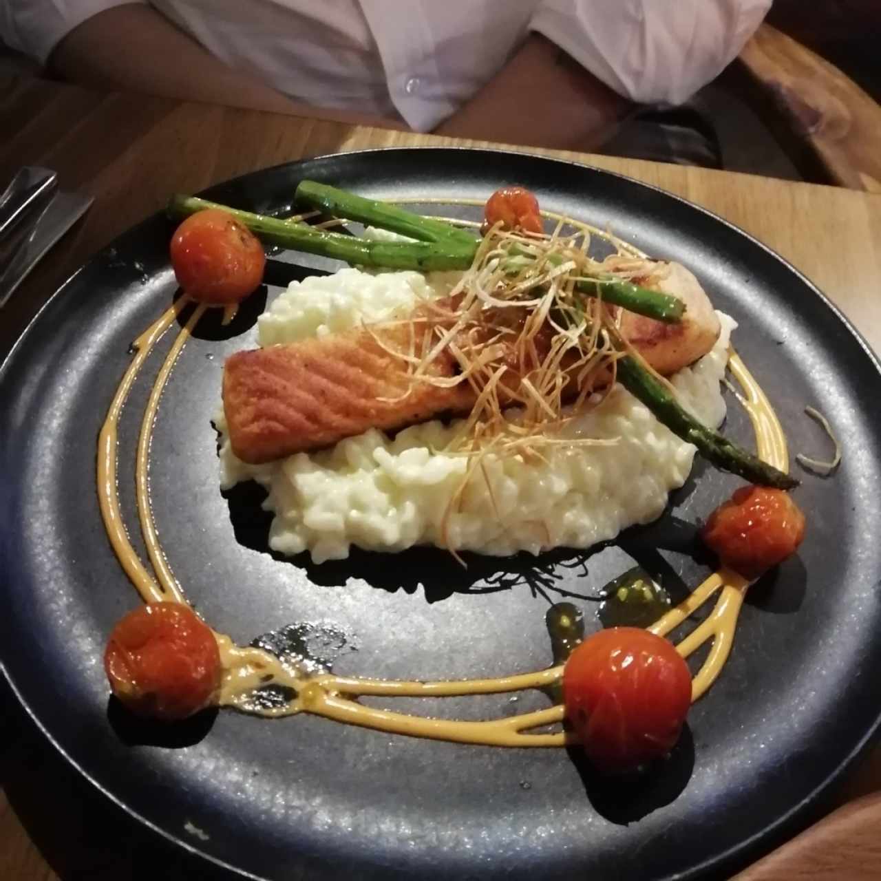 Salmón al Josper