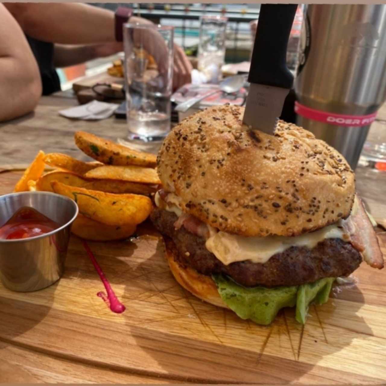 Hamburguesa 14oz.