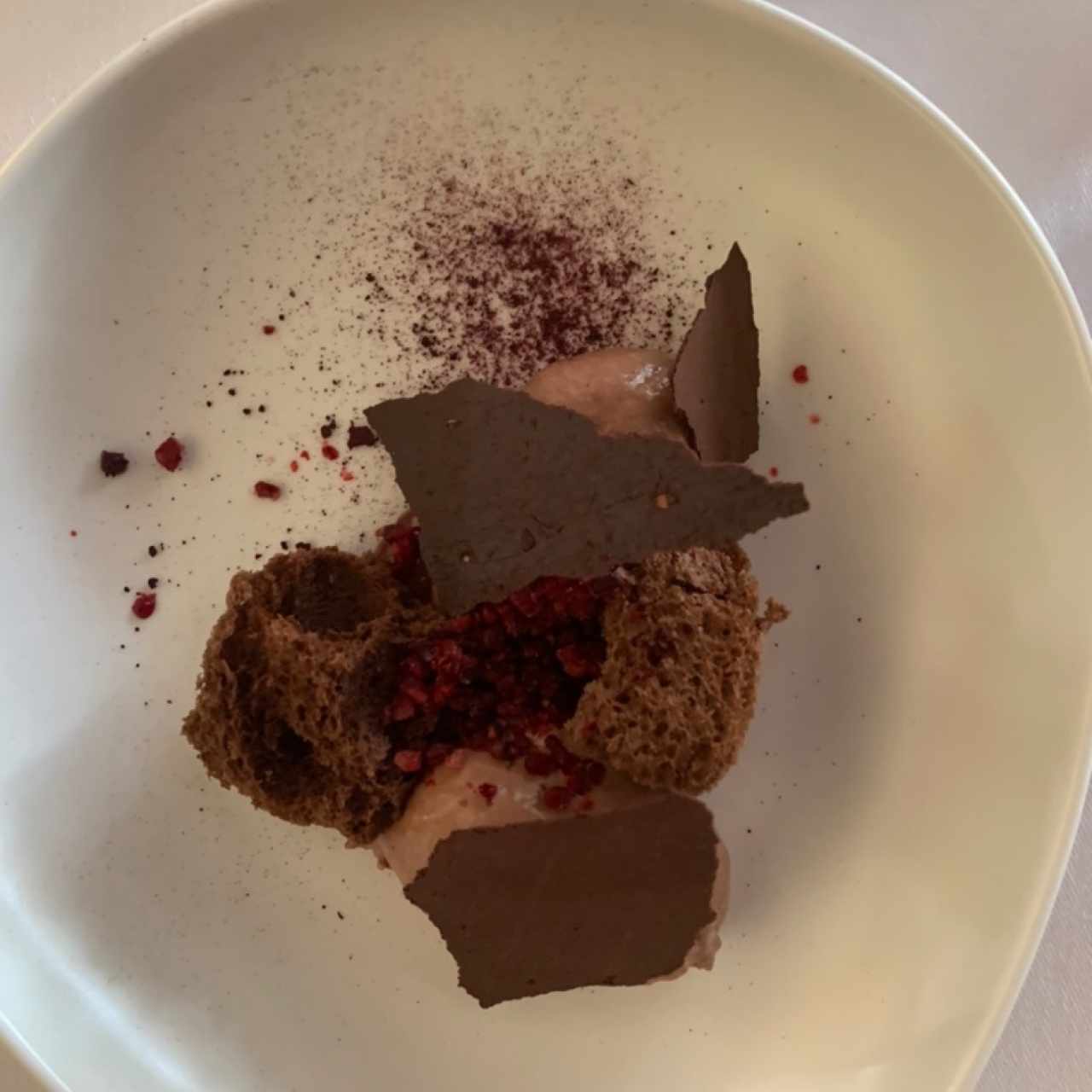 mousse de chocolate y fresas