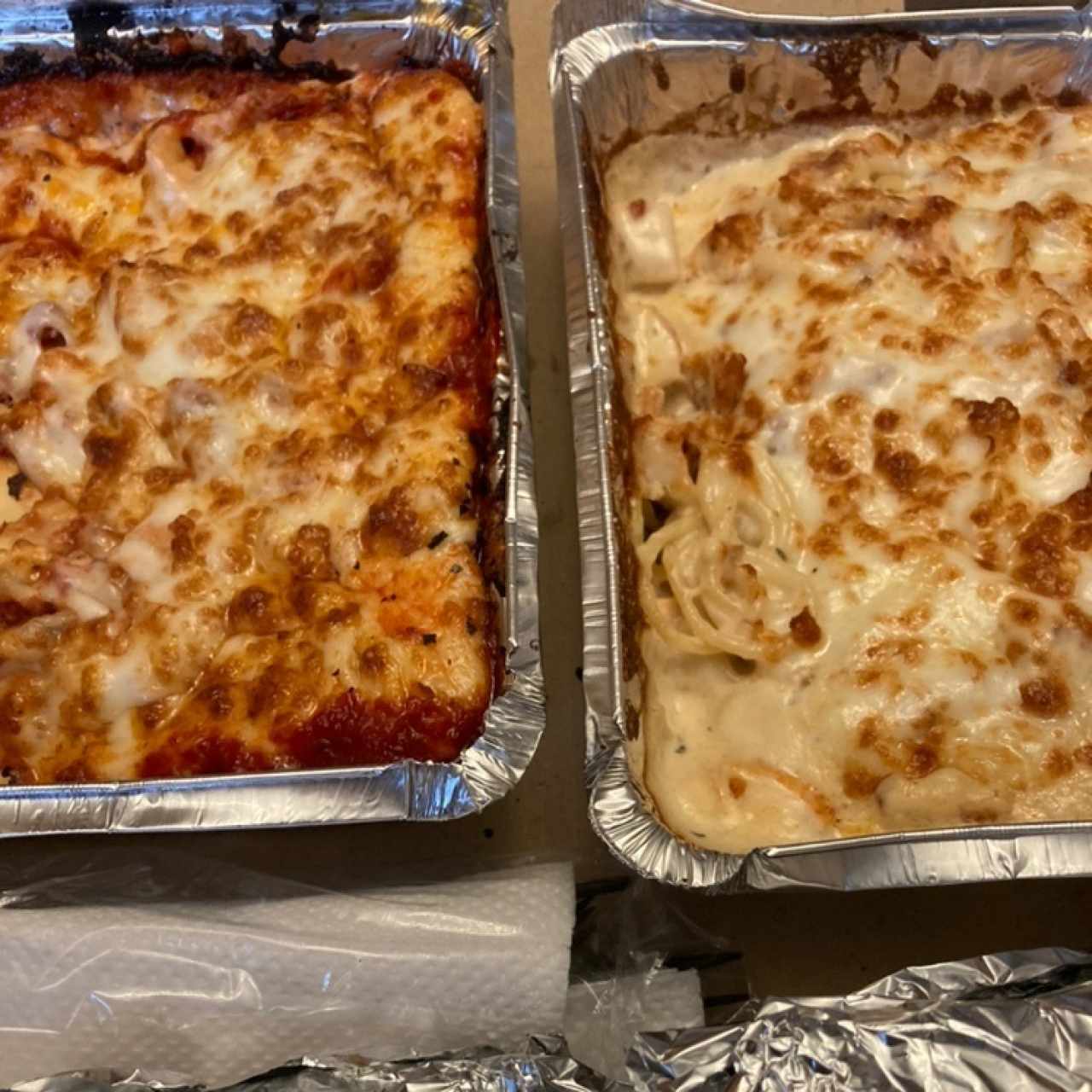 Lasagña bolognesa y alfredo