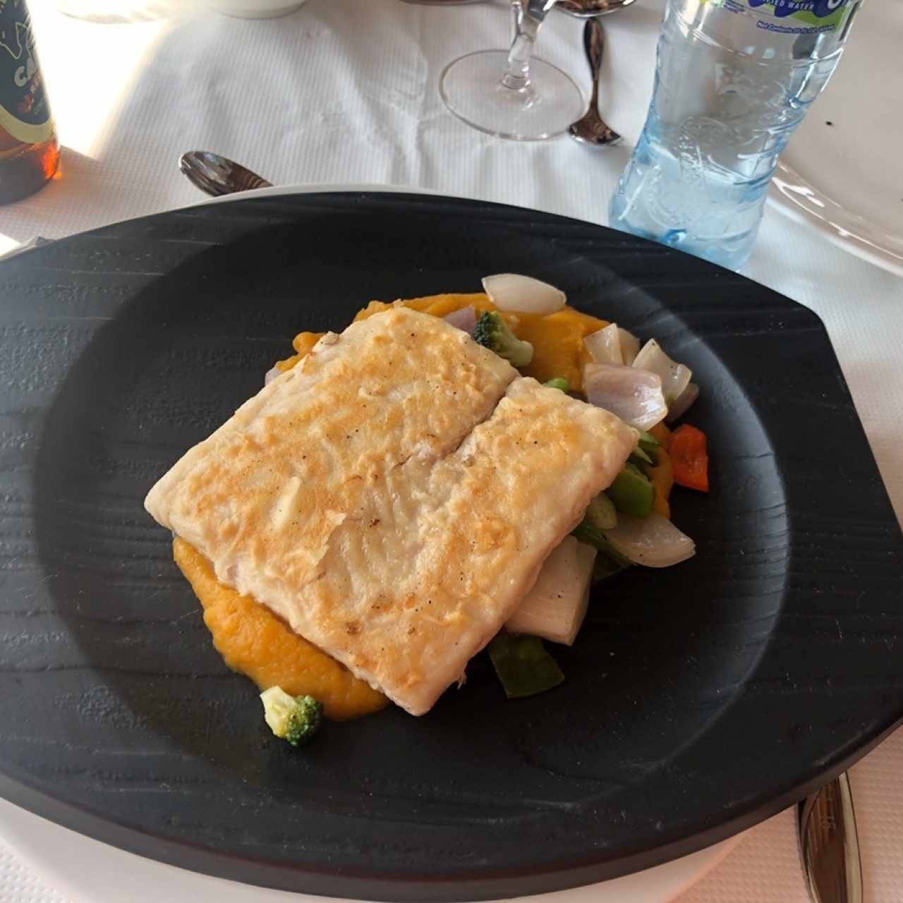 Platos Fuertes - Róbalo al 68