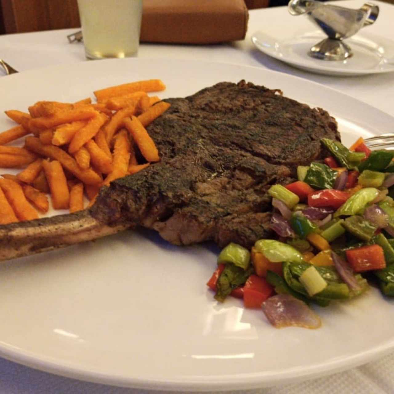 Platos Fuertes - Tomahawk