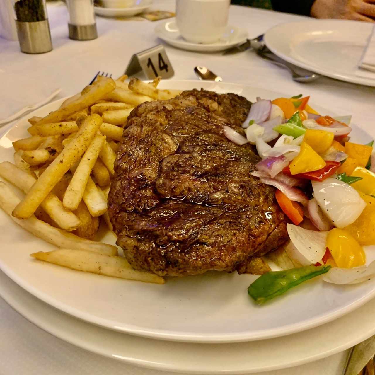 Platos Fuertes - Rib Eye