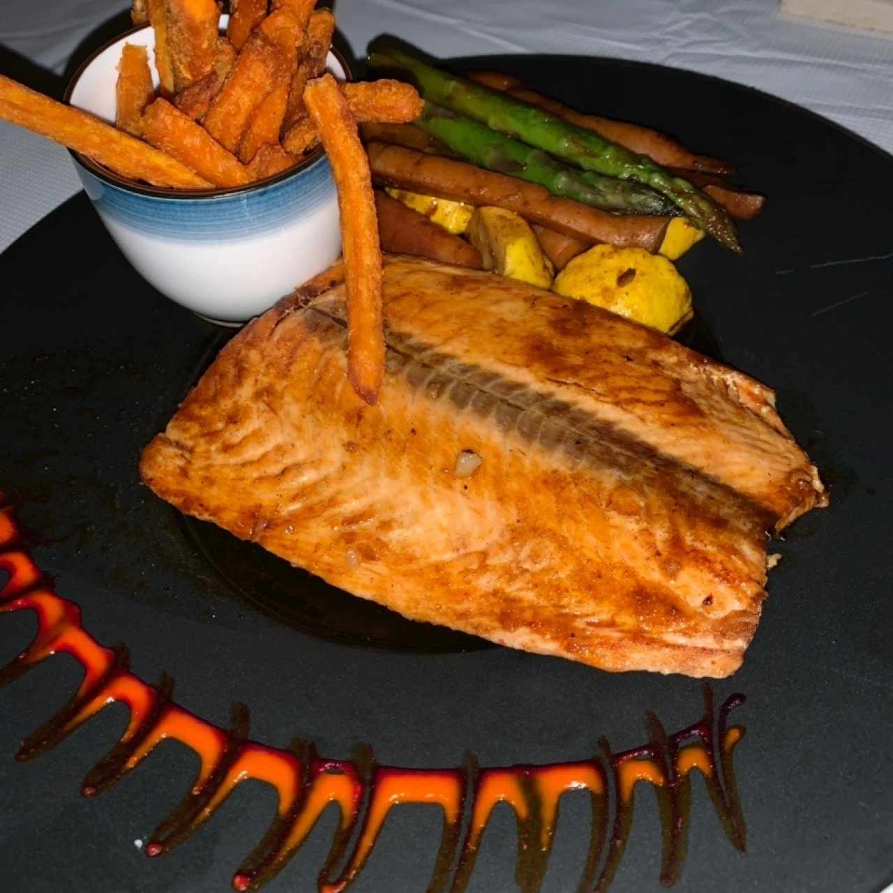 Salmón en salsa de naranja