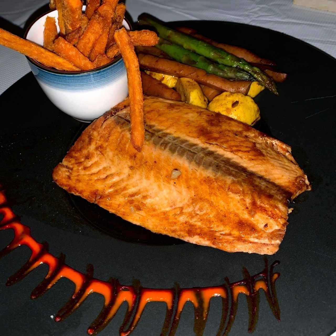 Salmón en salsa de naranja