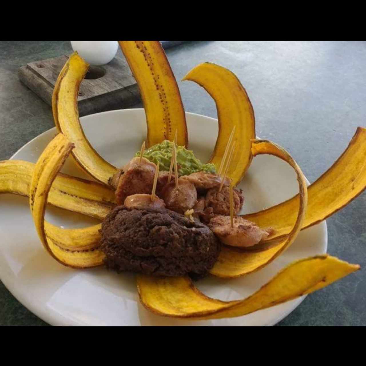 Platones - Sol de Longaniza