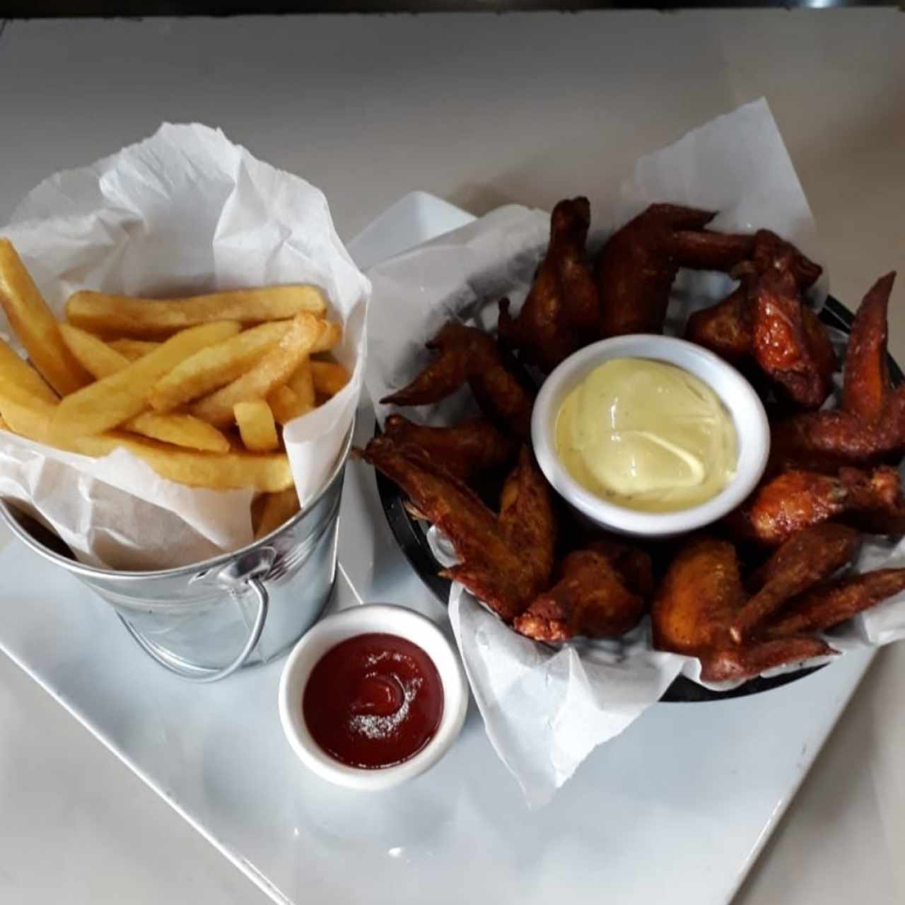Antojitos Boquitas - 1/2 Lb de Alitas