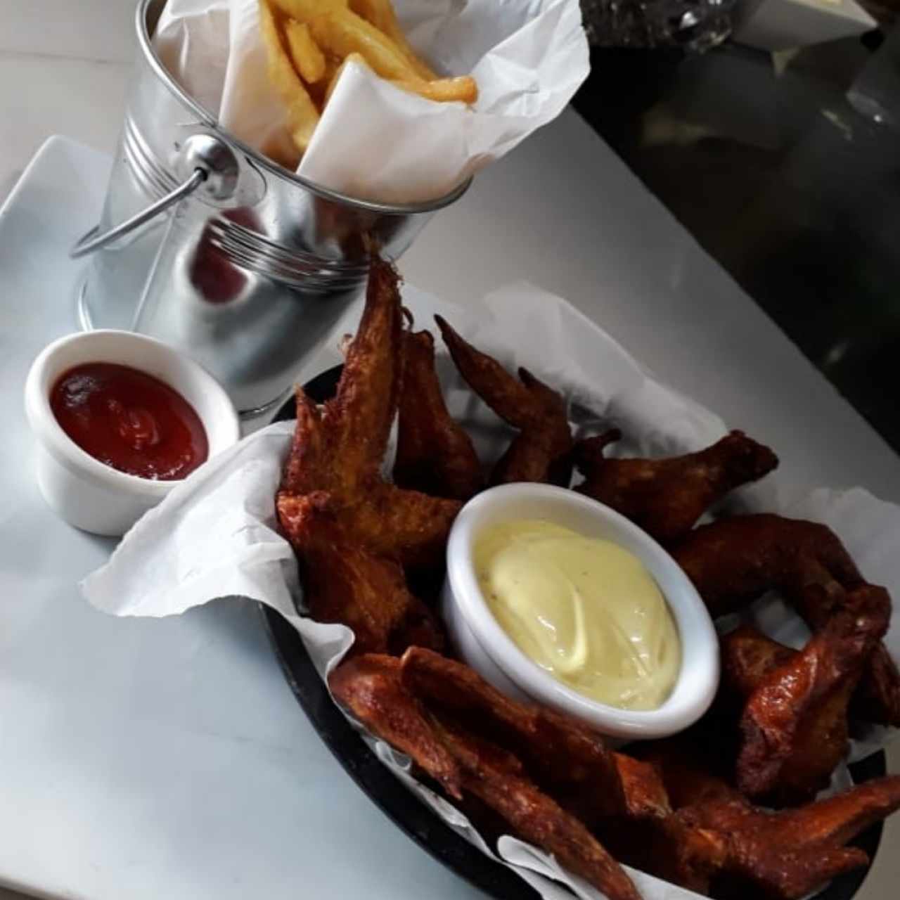 Antojitos Boquitas - 1 Lb de Alitas