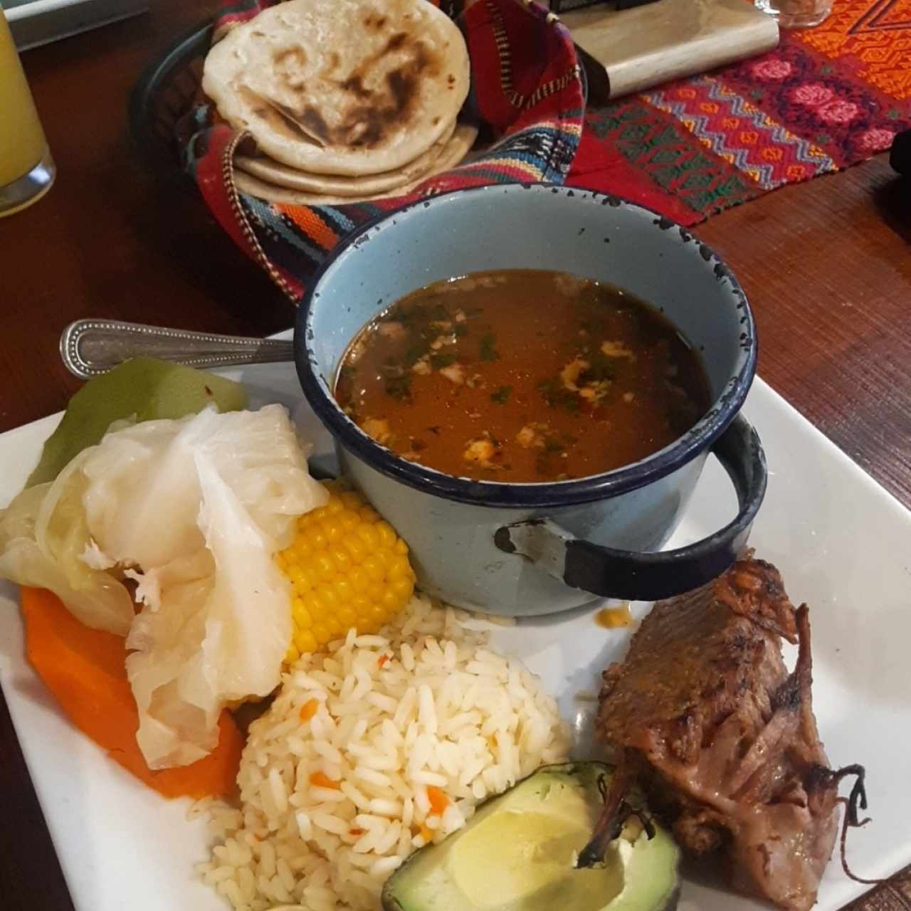 Caldo de Res