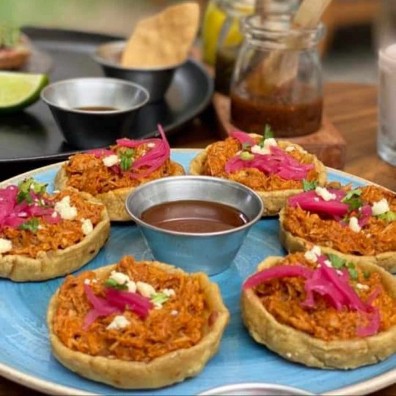 Sopes de cochinita