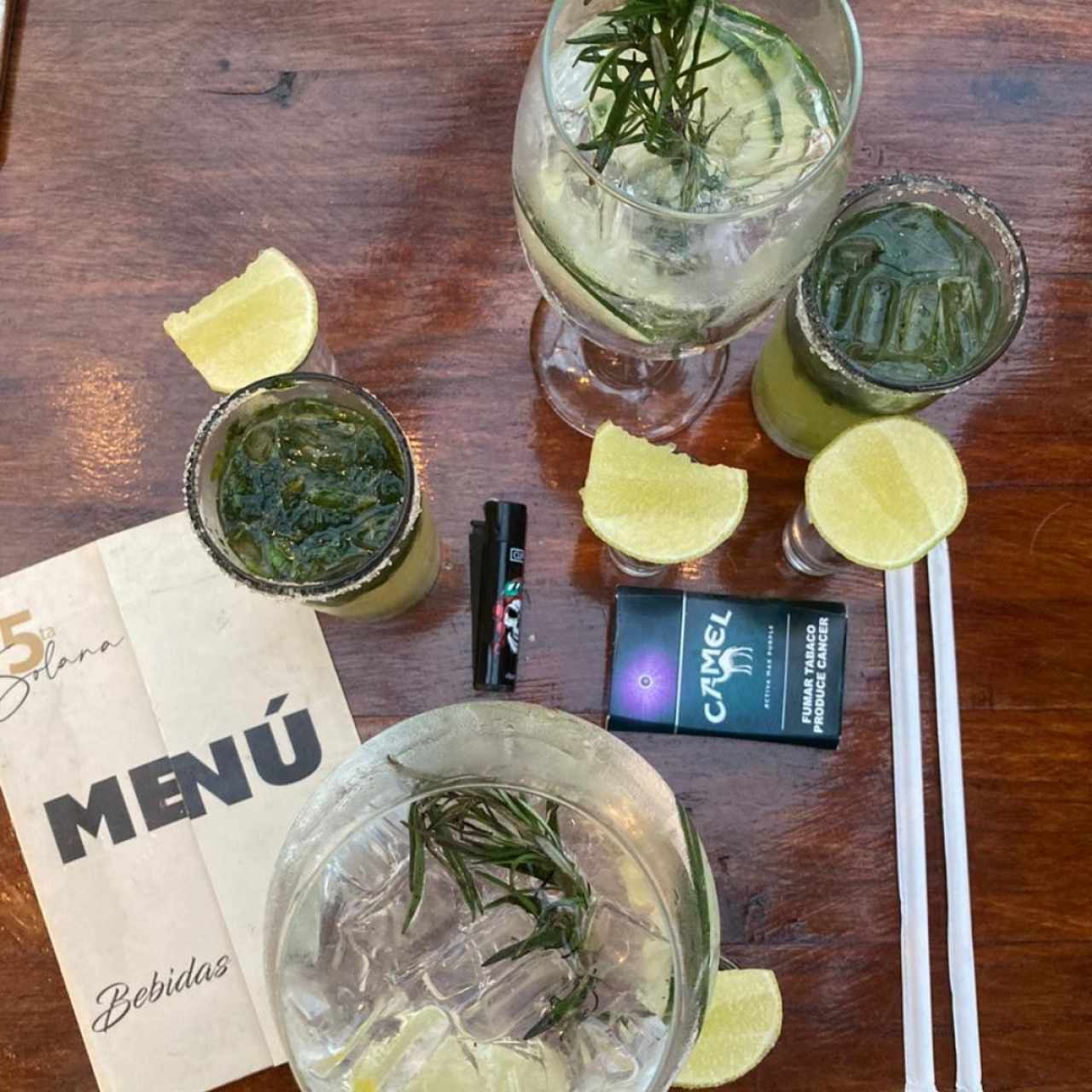 Gin tonic con Romero