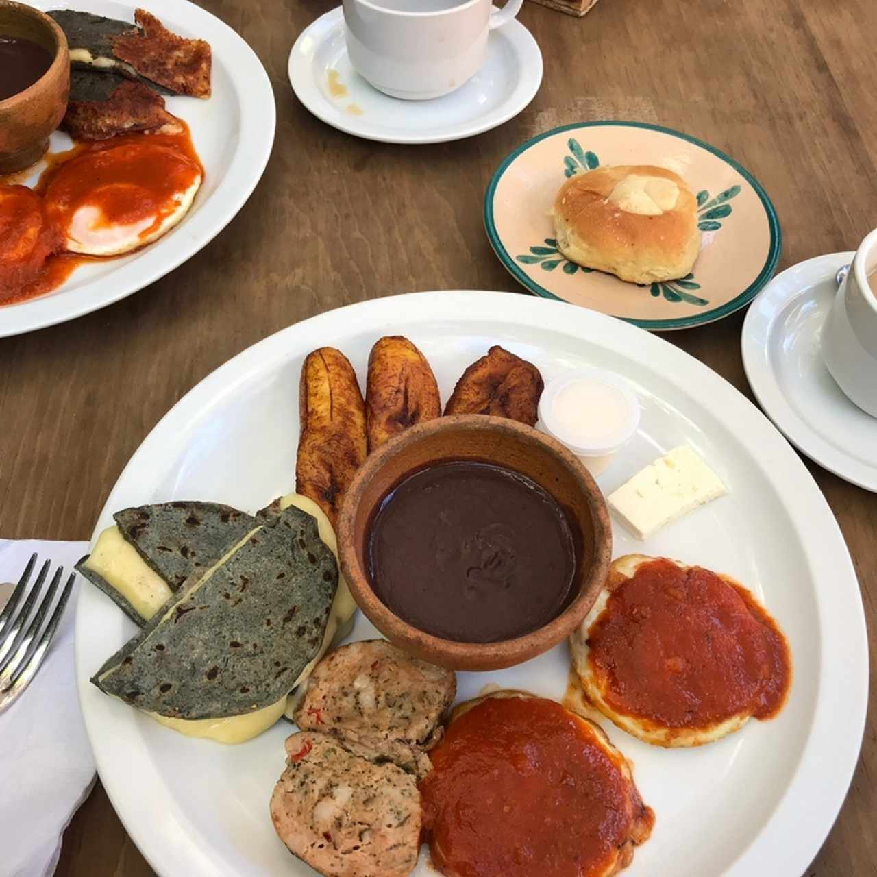 Huevos rancheros (incluye moshito)