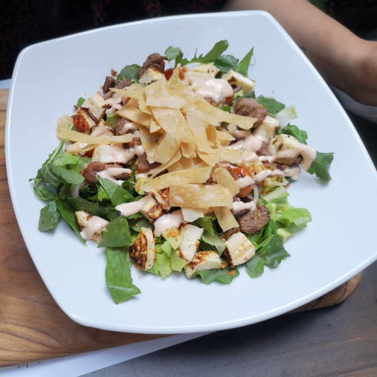 Ensalada de Lomito y Panela