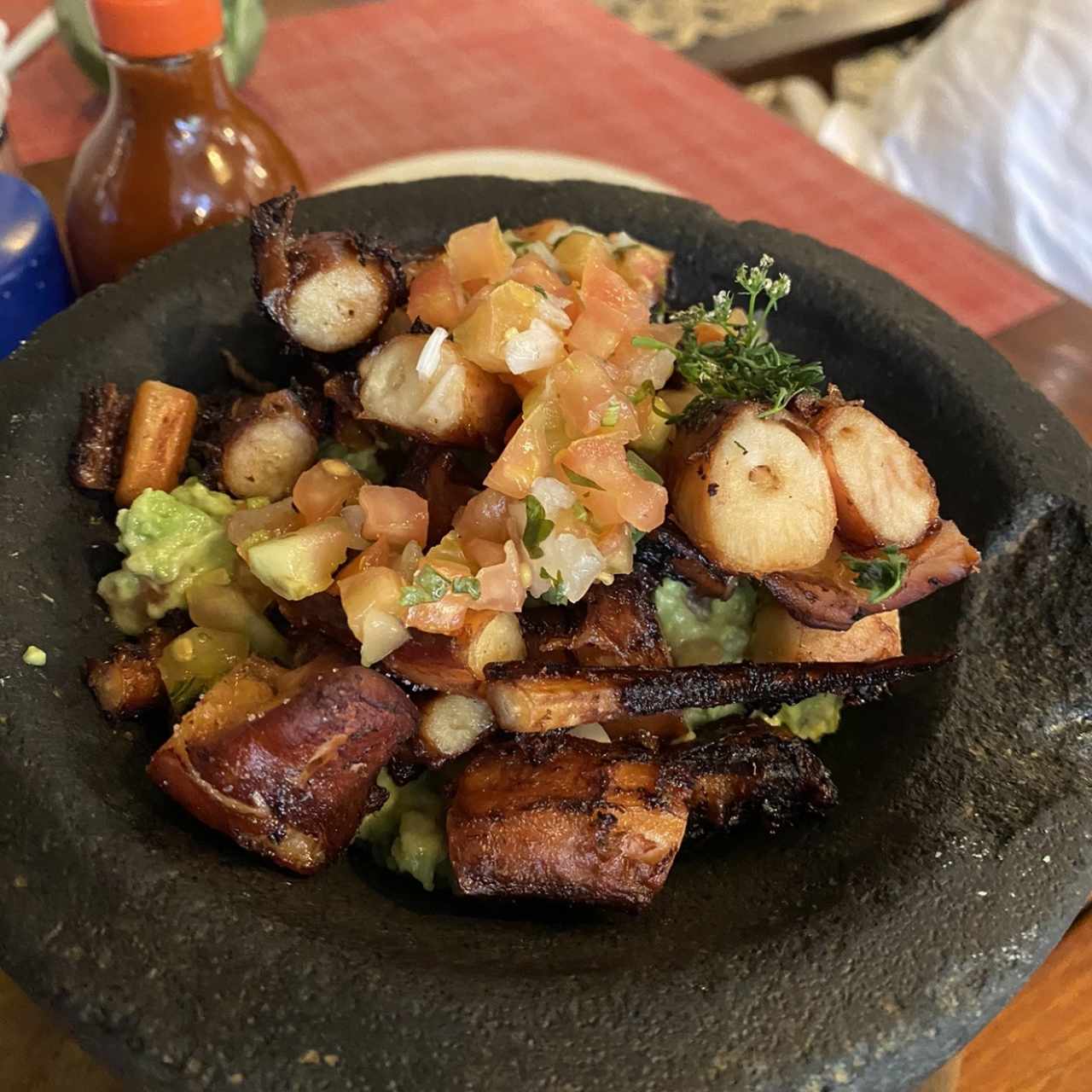Molcajete de pulpo 