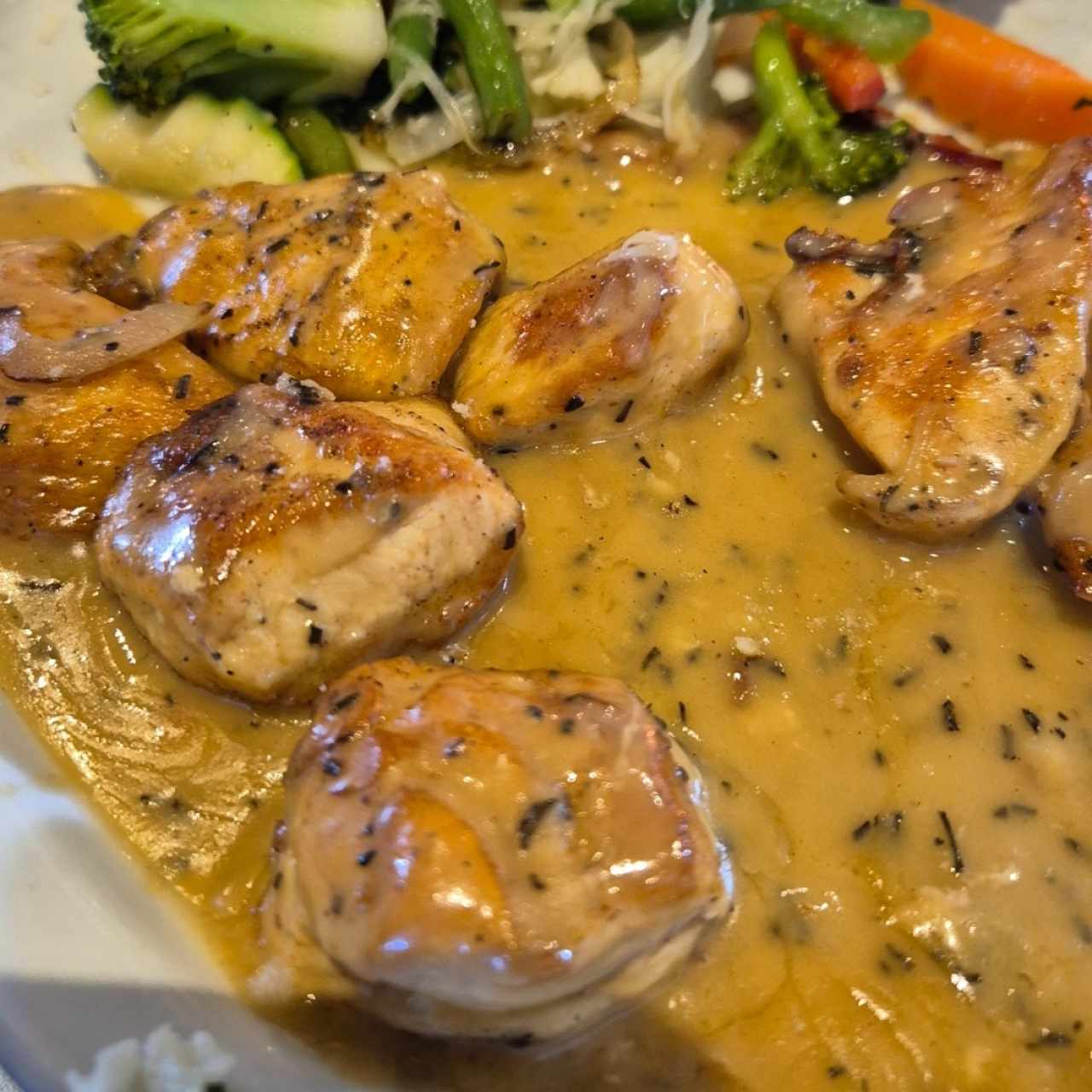 Pollos - Alla Cacciatora