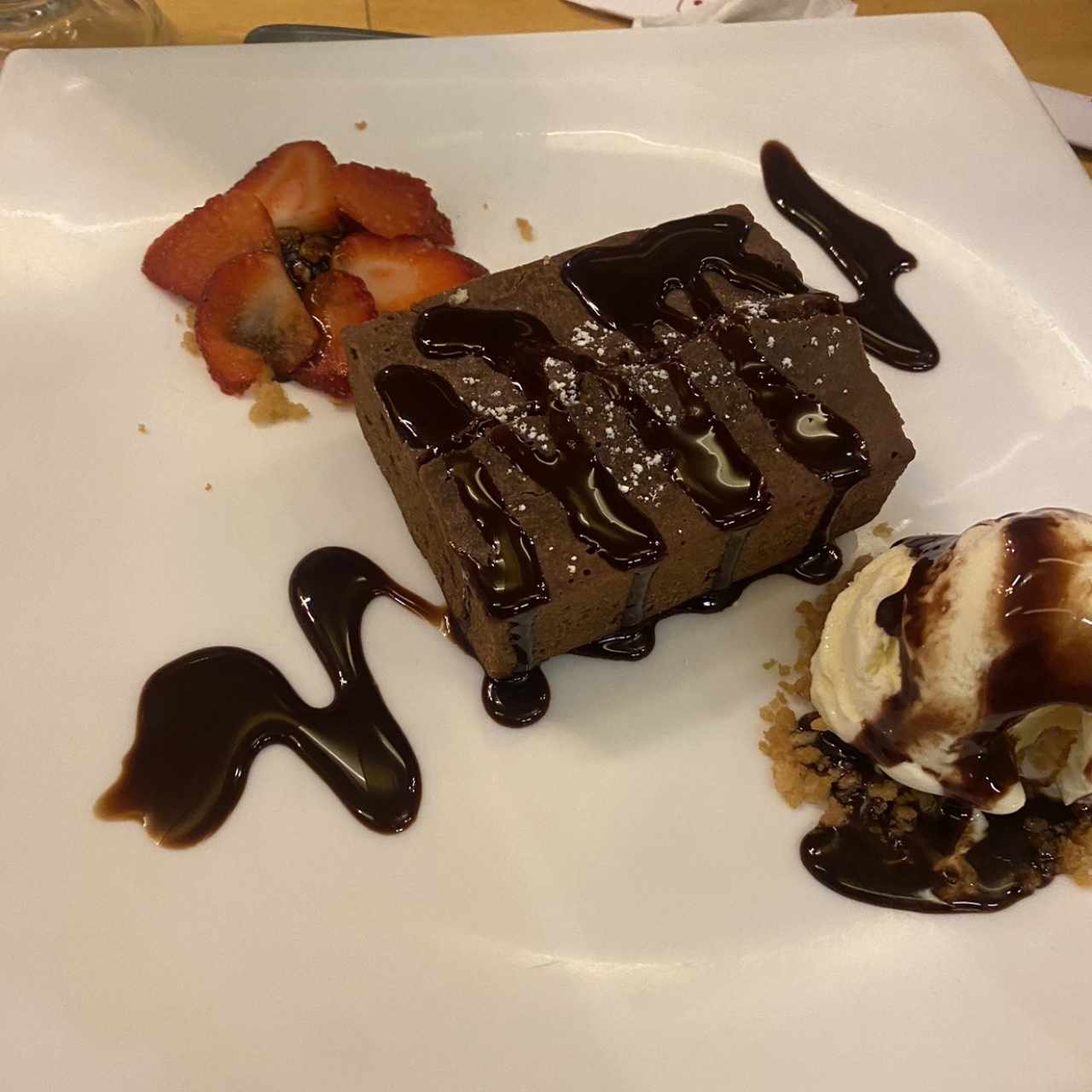 Brownie con helado 