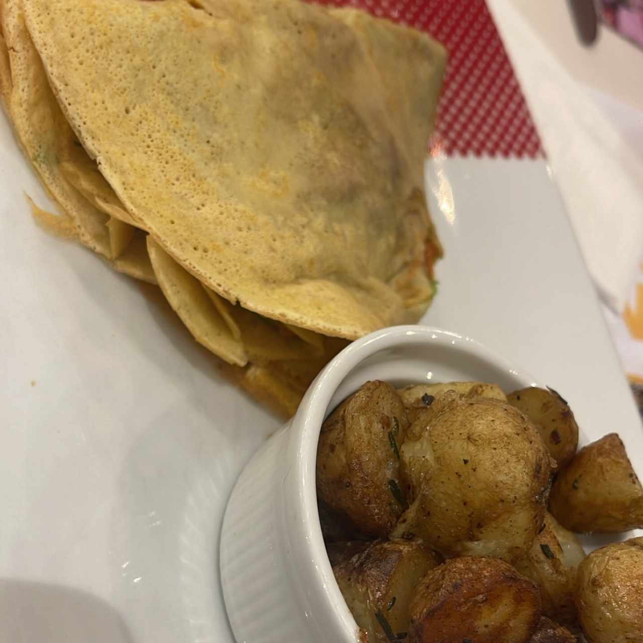 Crepe de lomito 