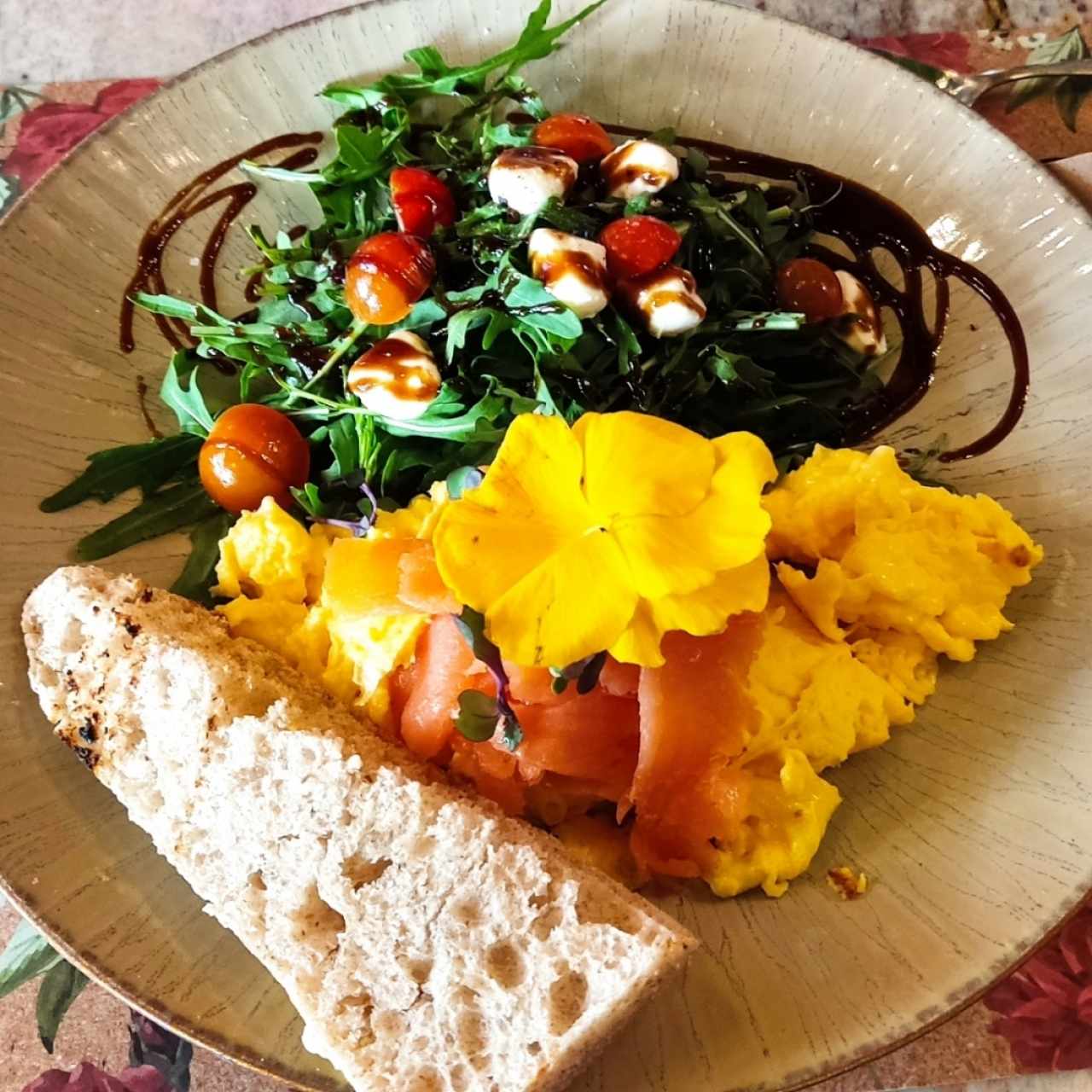 Huevos La Rosa
