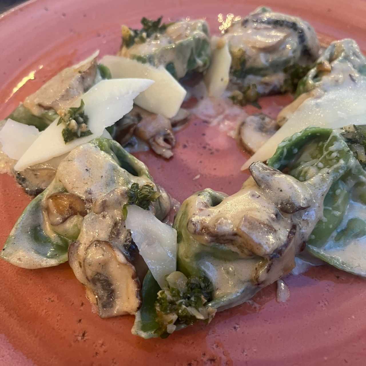 Raviolis de Espinaca - Ricotta y Hongod