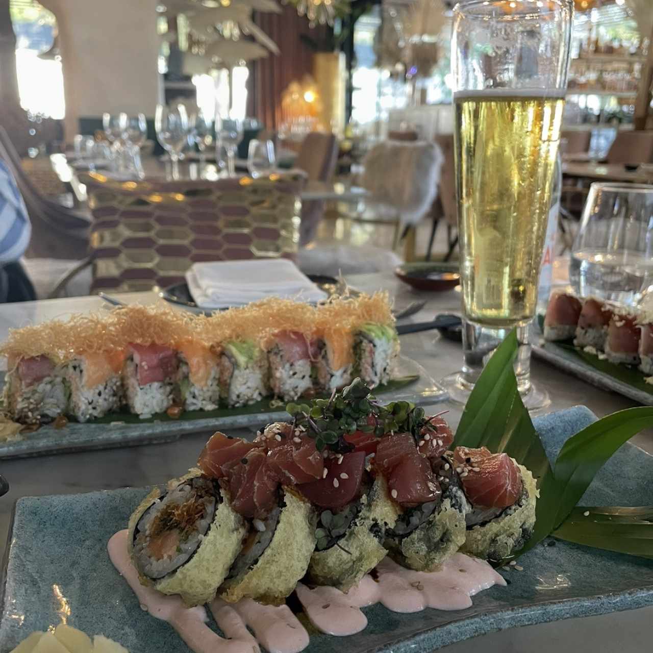 Spicy salmon roll