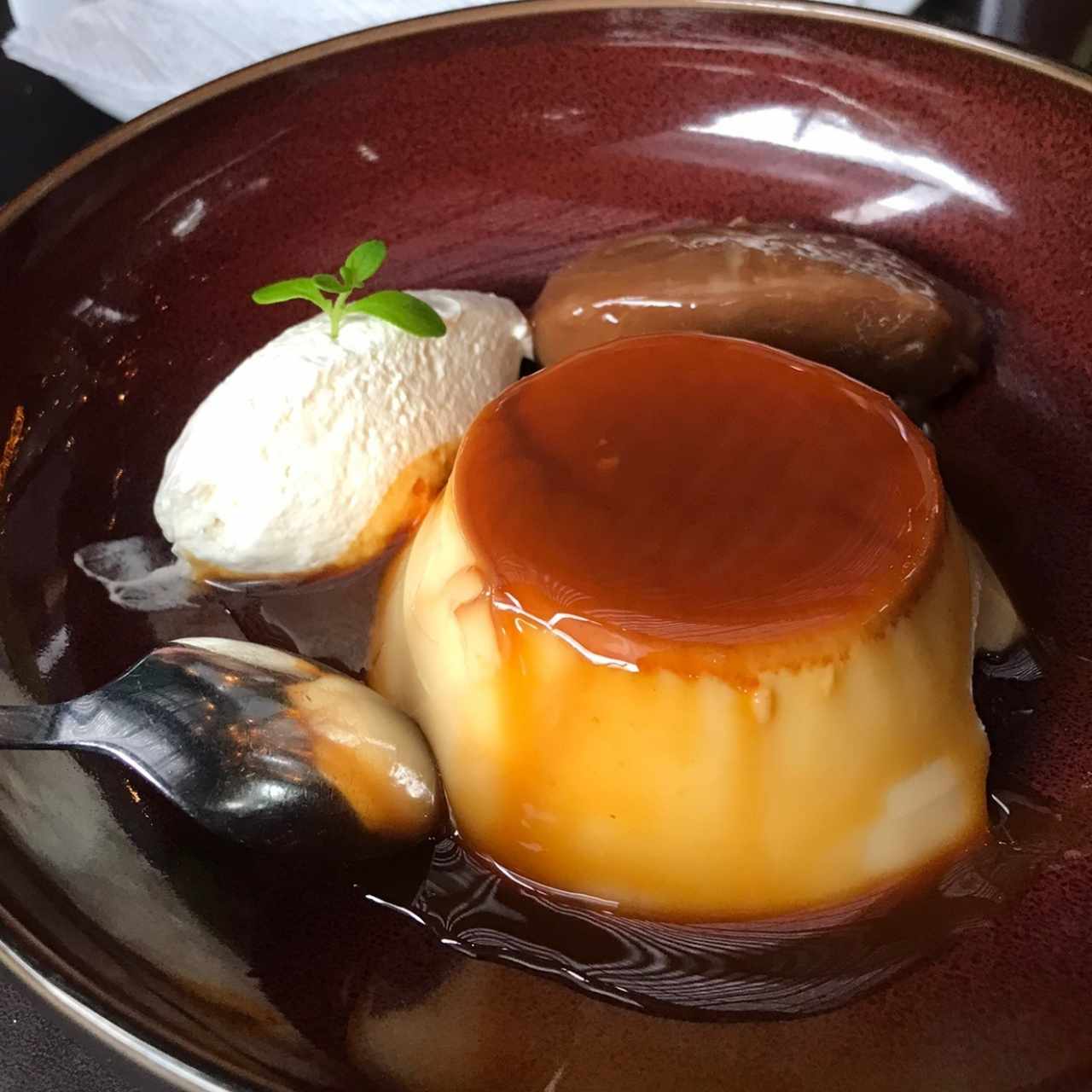 Flan con dulce de leche 