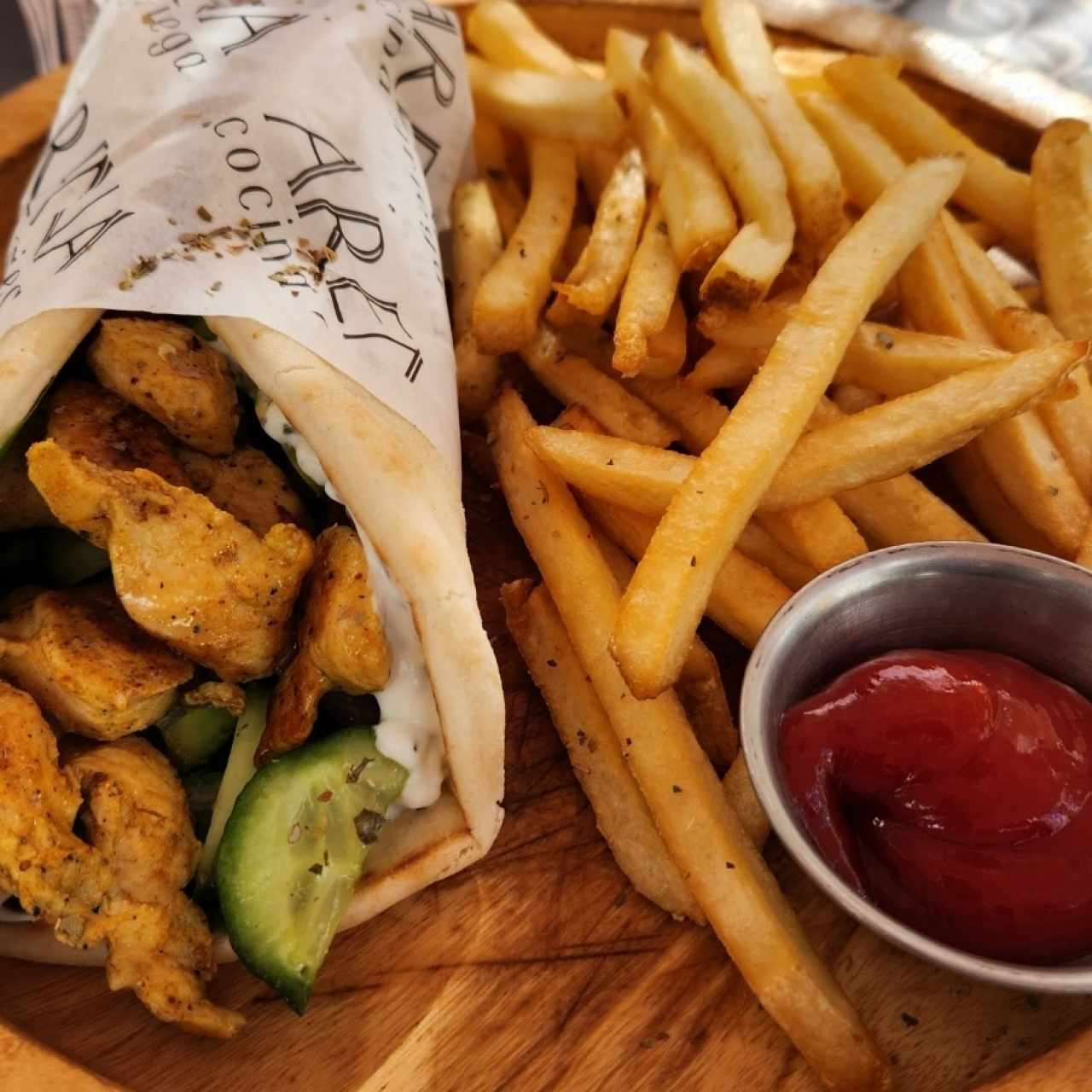 Gyro Pollo