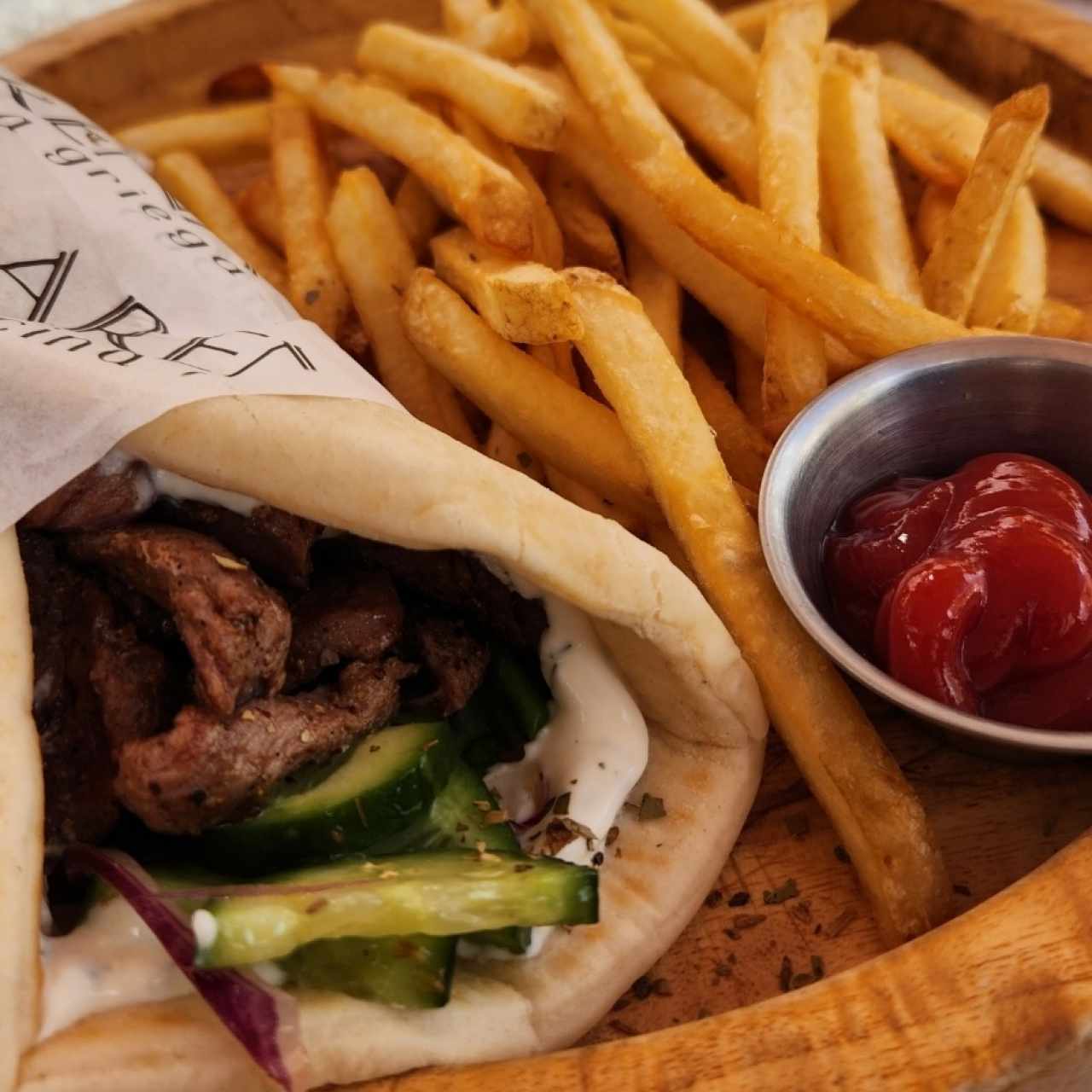 Gyro Lomito