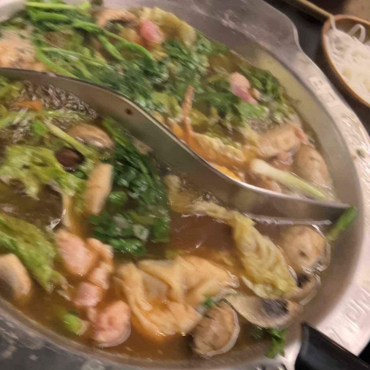 Hot pot Mar y tierra