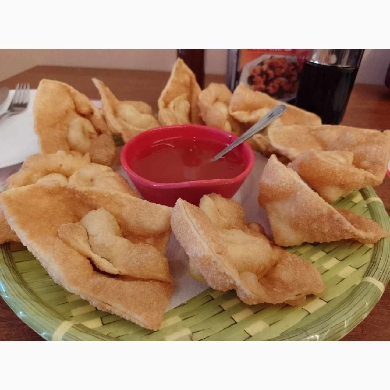 Wantan de lomito

