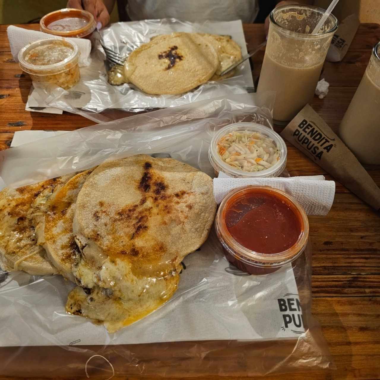 Pupusas de Queso y Chicharrón