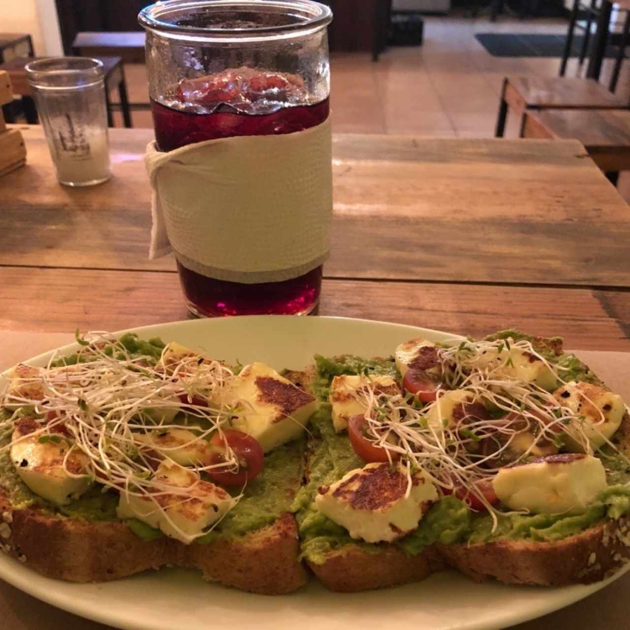 Platos Ligeros - Tostada Rústica