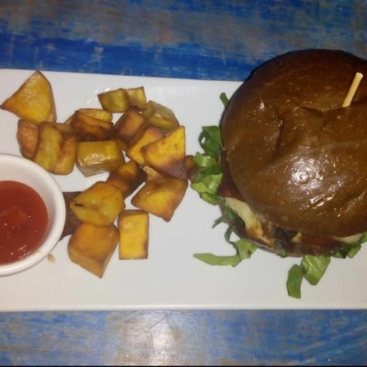 BURGERS - Mama's Burguer