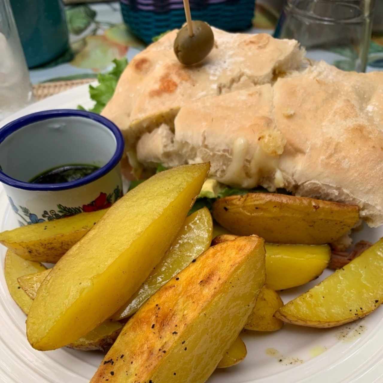 SANDWICHES - Pollo Horneado