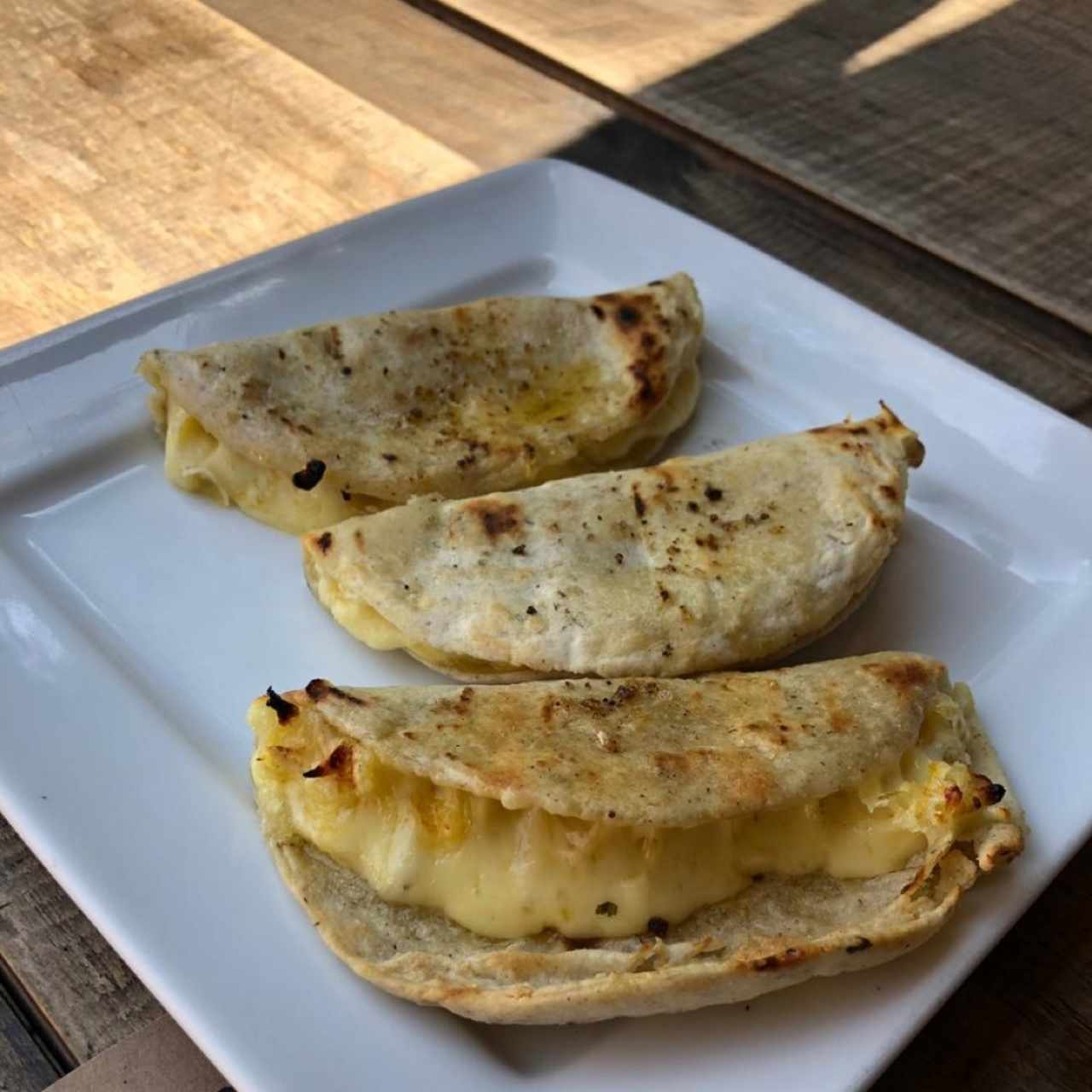 Tortillas con Queso Chancol