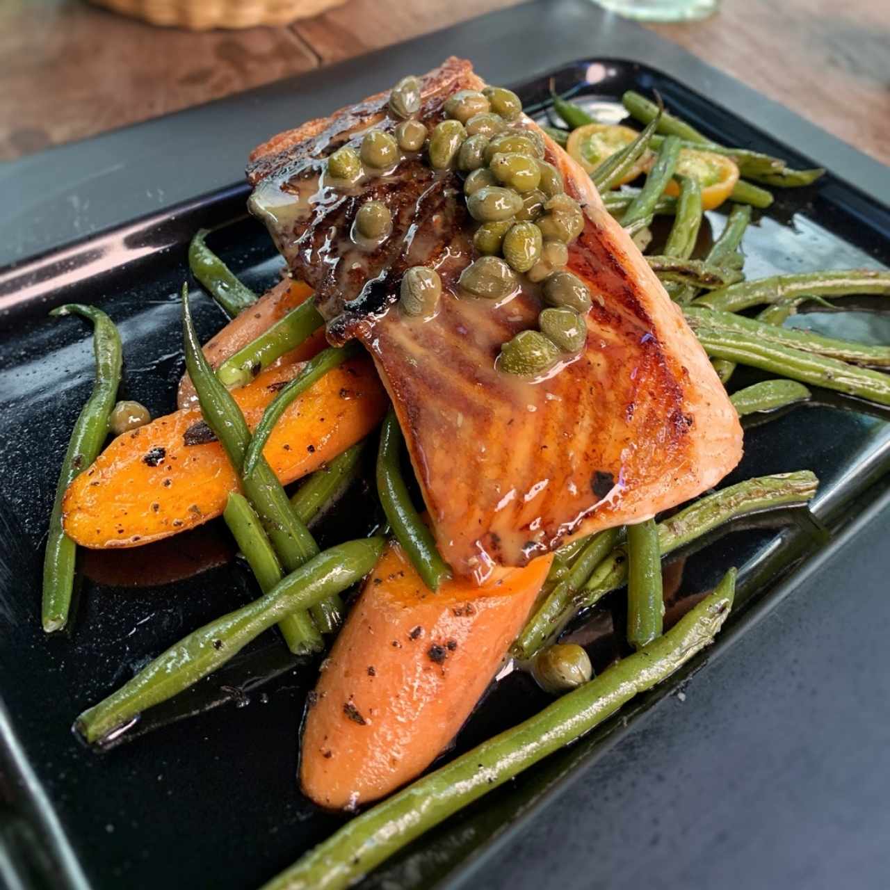 Salmón con vegetales