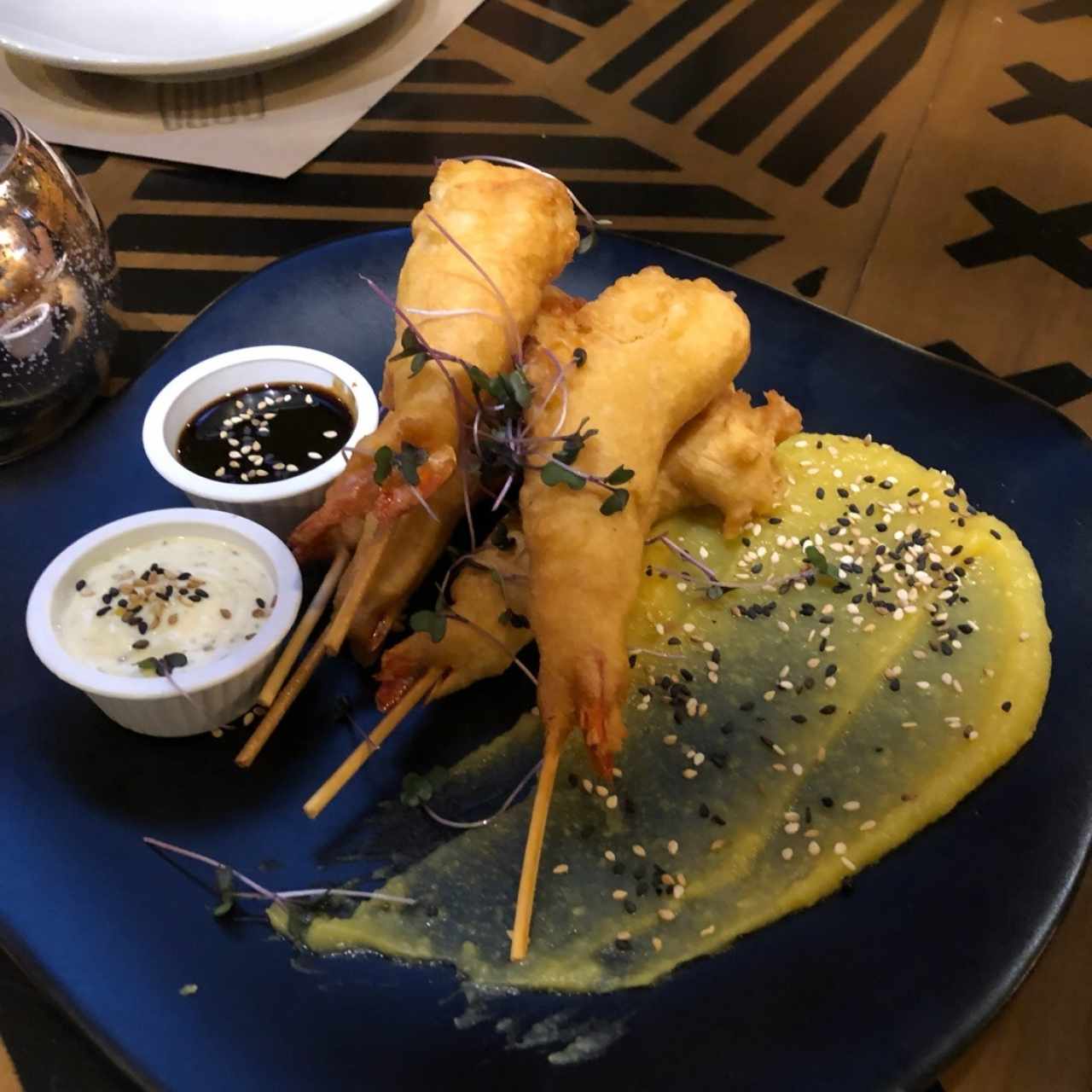 Entradas Calientes - Langostino Corndog