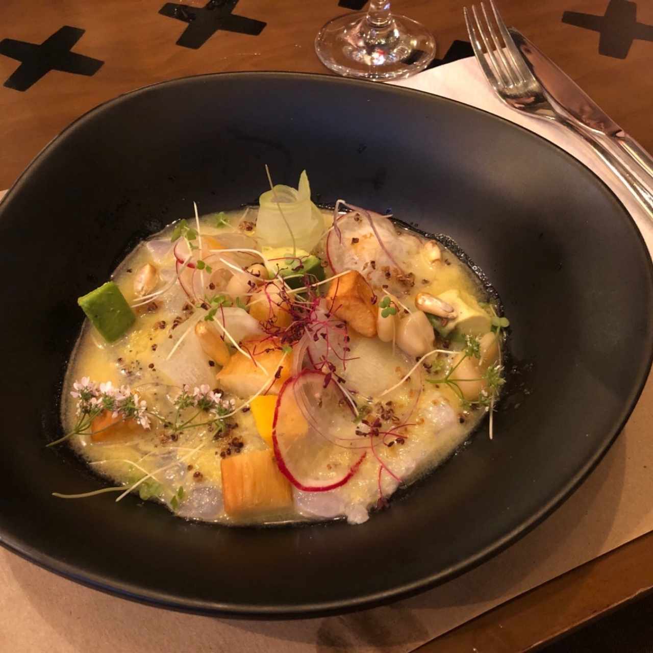 Entradas Frías - Tiradito con Maracuyá