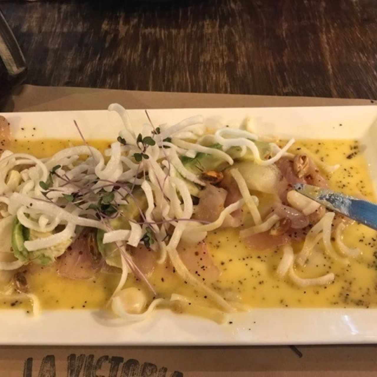 Entradas Frías - Tiradito de Maracuyá