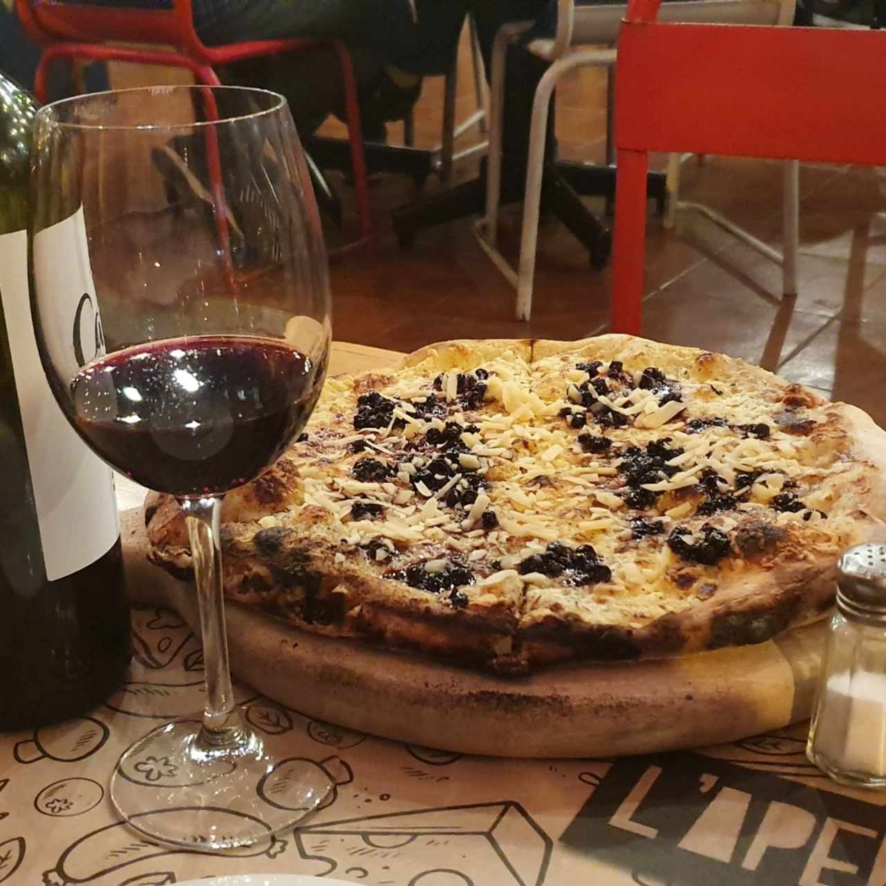 Pizza de Mermelada de Sauco