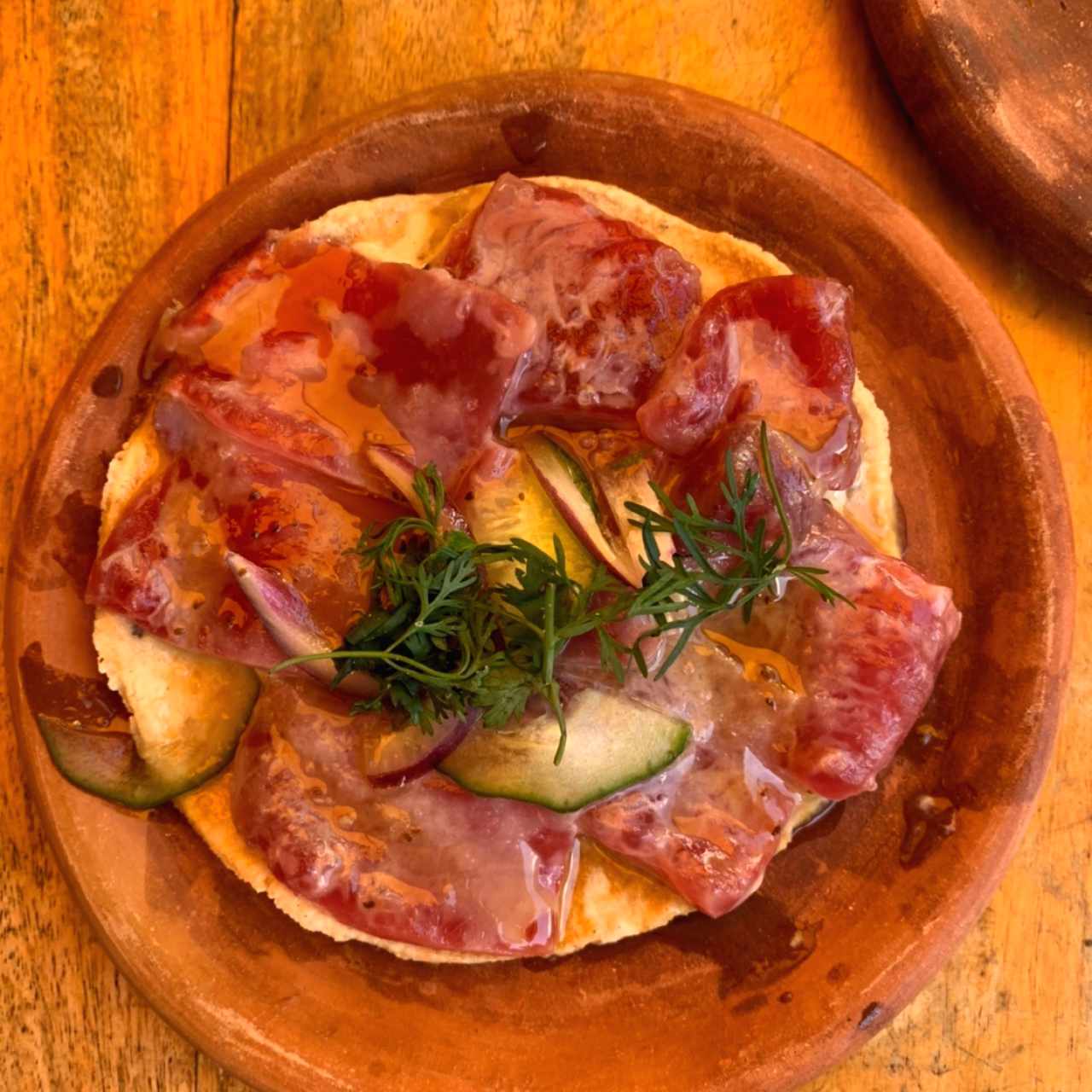 tostada con atún