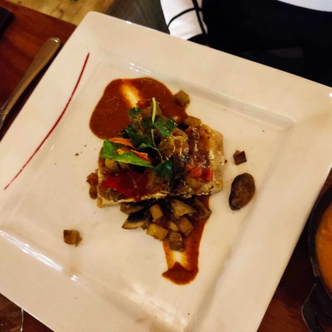 Róbalo con Pisto de Berenjena