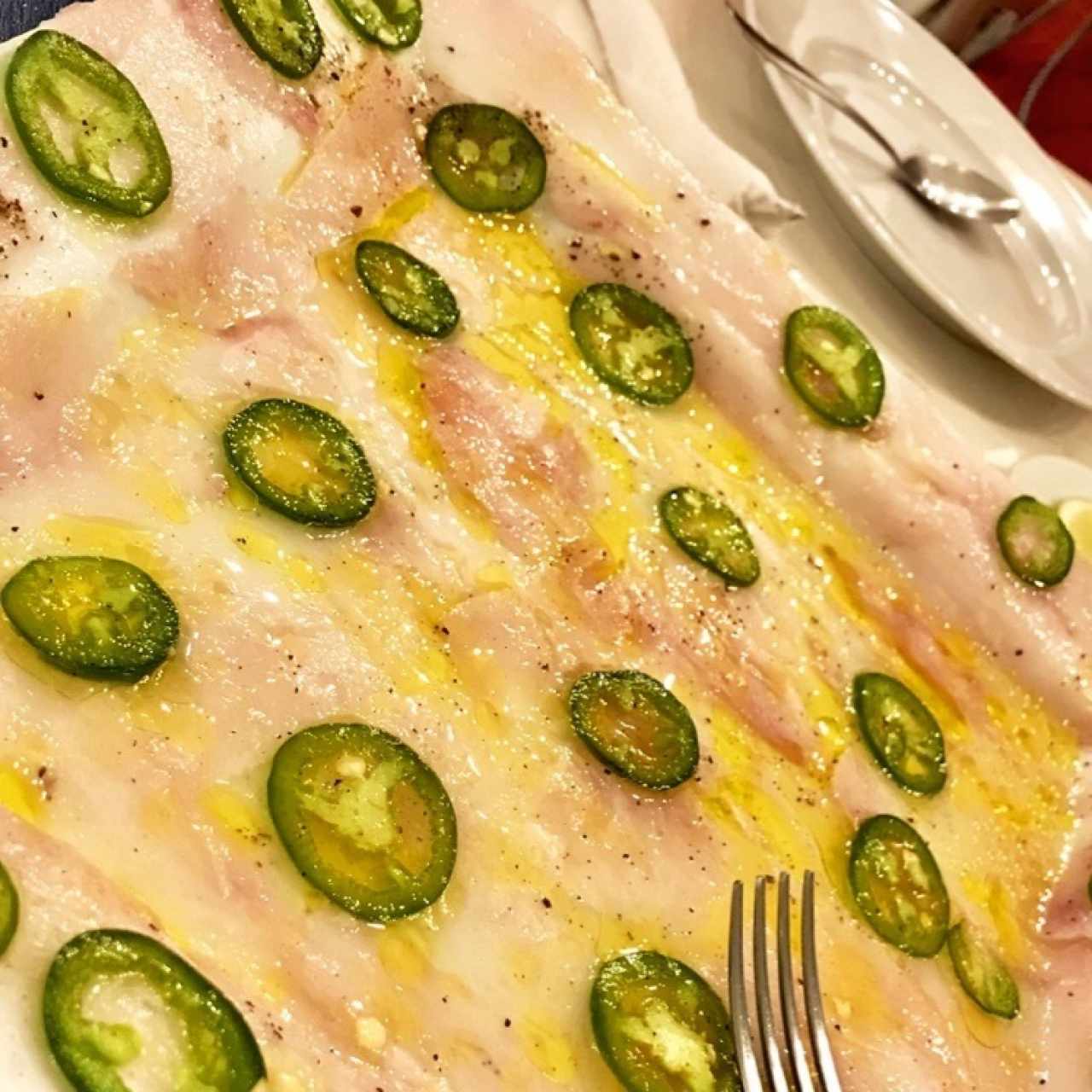 Guashimi de Pez y Jalapeños 