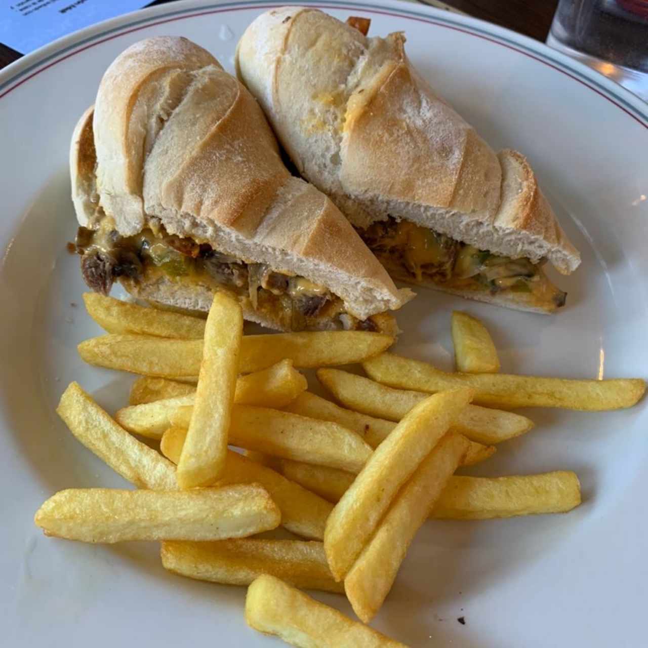 Sándwiches Calientes - Philly Cheese Steak