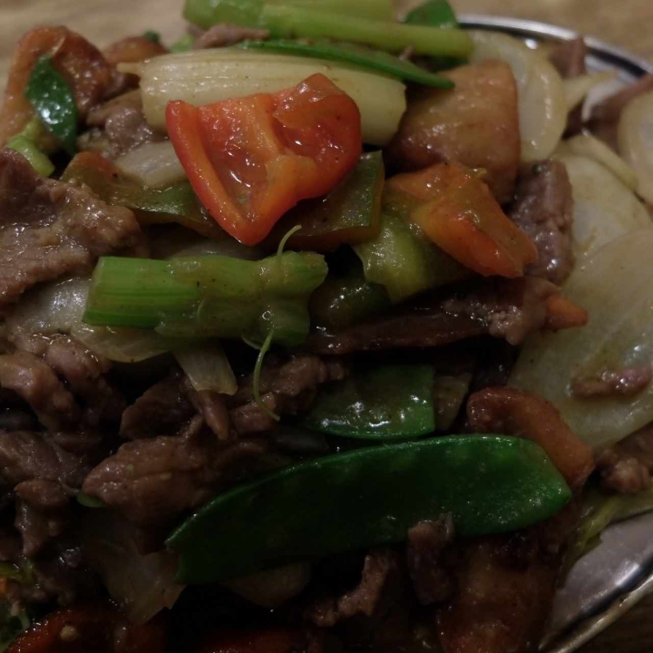 carne de res con curry.
