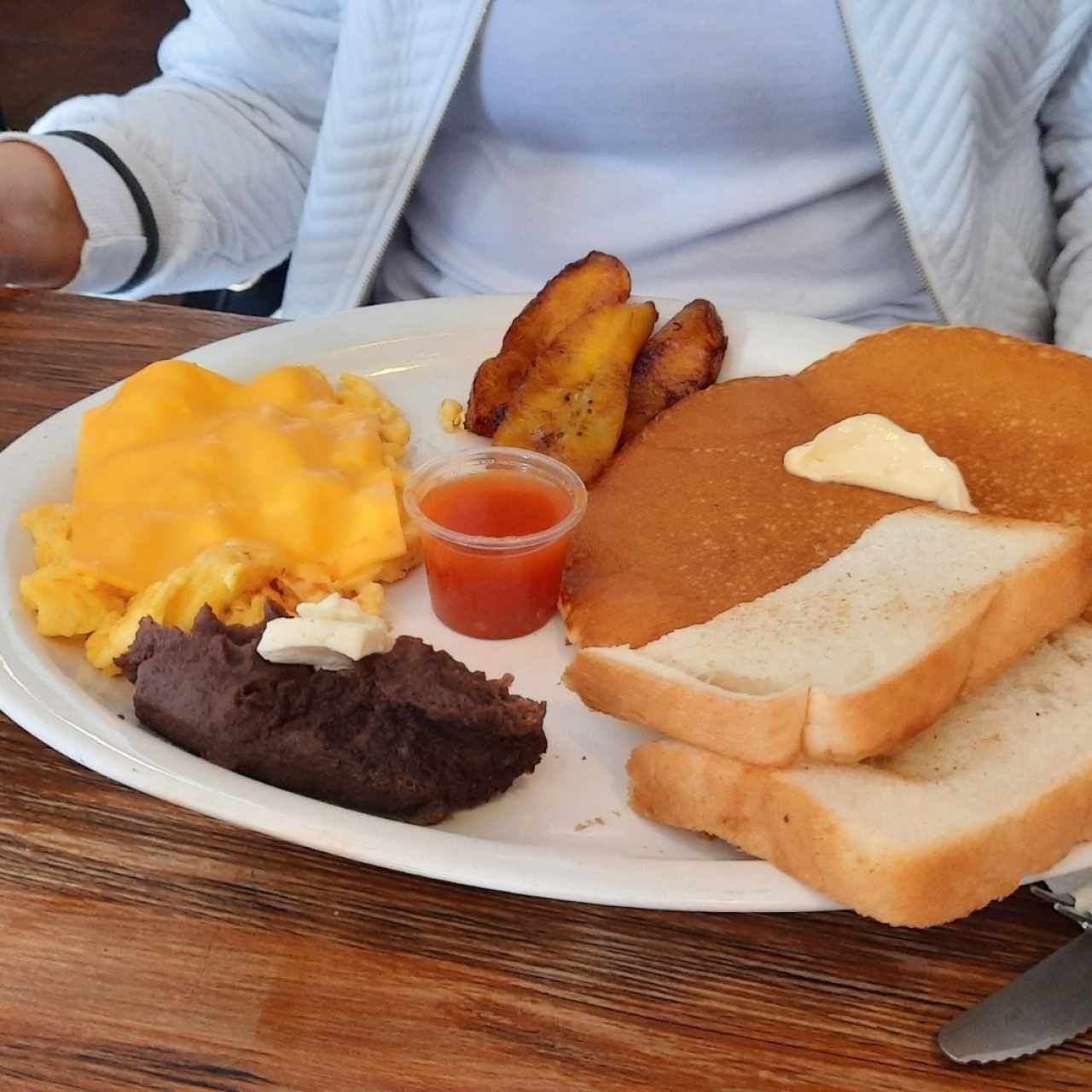 Desayuno Denny's con panqueque