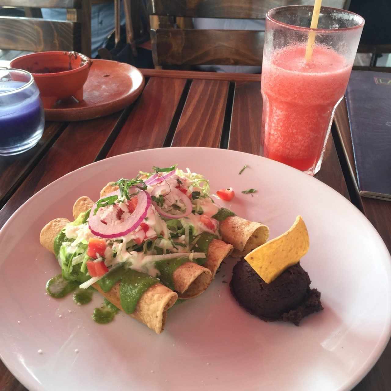 Flautas de pollo