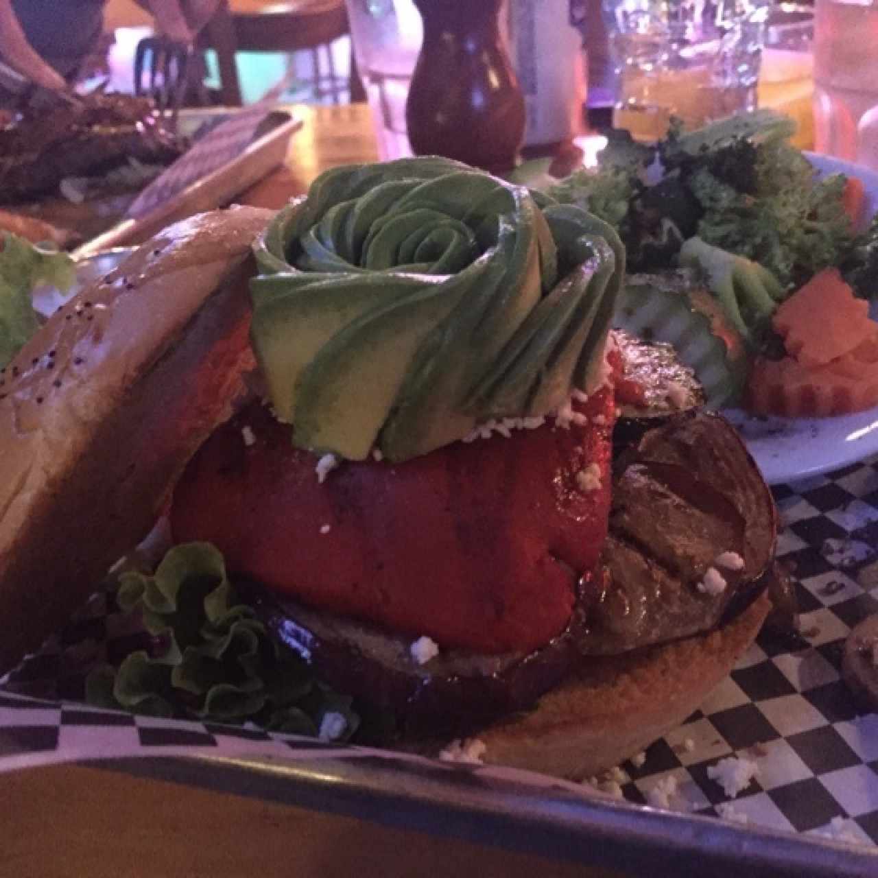 VEGGIE BURGER